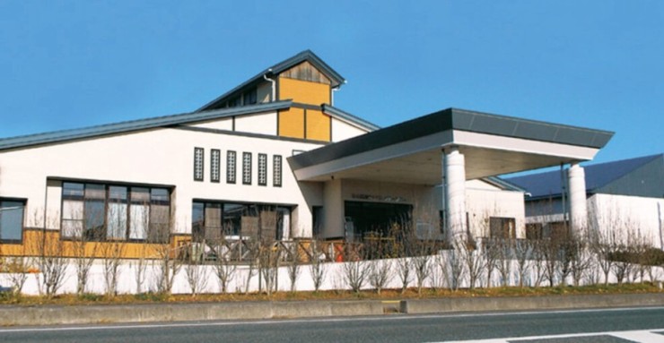 介護老人保健施設華の苑　外観