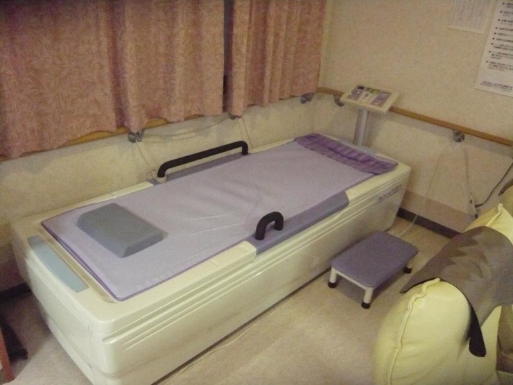 老人保健施設 ダイヤランド崎望館　ウォーターマッサージベッド