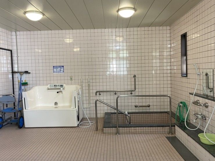 かけはし福江短期入所生活介護　浴室2