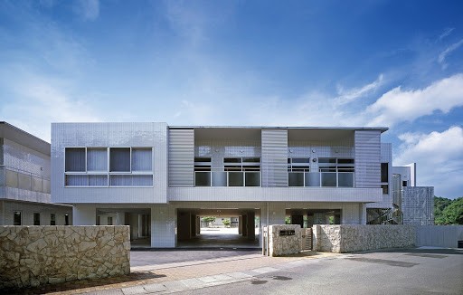 介護老人保健施設グレースホーム　外観