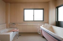 特別養護老人ホーム 城山苑　浴室