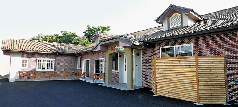 はなぞのケアセンター