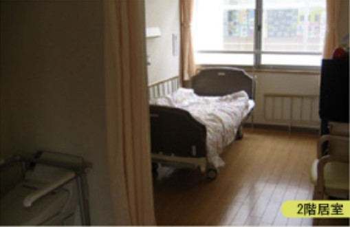介護老人保健施設　上野の郷　２階居室