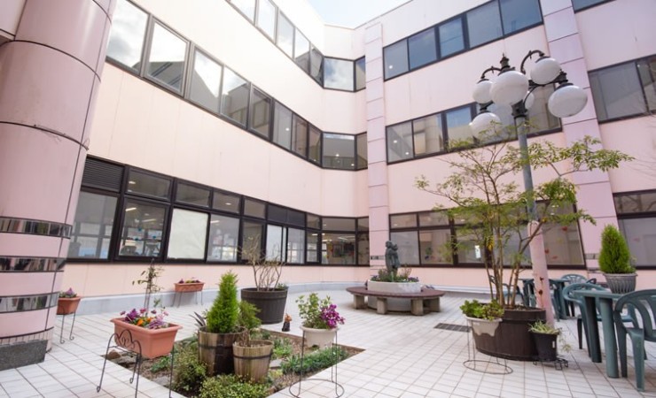 介護老人保健施設　こみに　外観