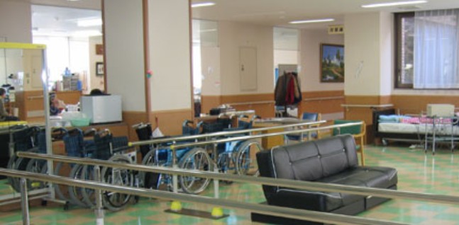 介護老人保健施設　せんだんの丘　共有スペース