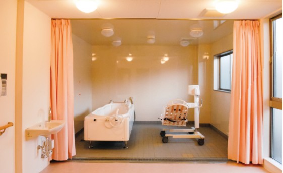 高齢者向け住宅　ののいちの季　浴室