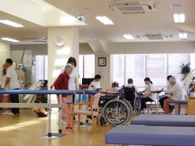 帝塚山リハビリテーション病院　業務風景