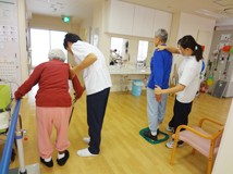 帝塚山リハビリテーション病院　業務風景２