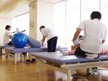 帝塚山リハビリテーション病院　業務風景３