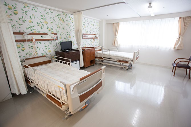 川崎みどりの病院　居室