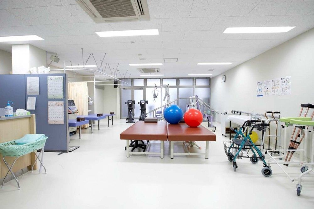 四谷整形外科リハビリテーションクリニック　リハビリ室②