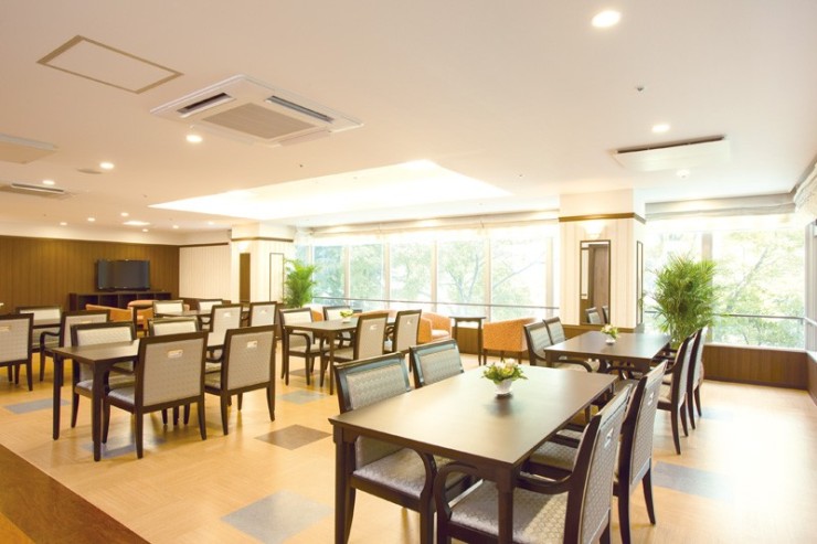 住宅型有料老人ホーム　アーバニティ若水　内観