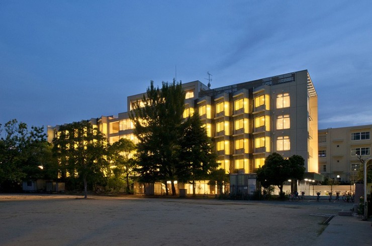 住宅型有料老人ホーム　アーバニティ若水　外観　