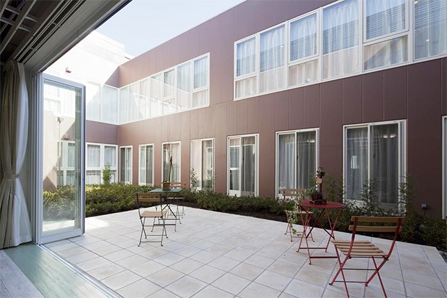 介護老人保健施設葵の園・佐倉　外観