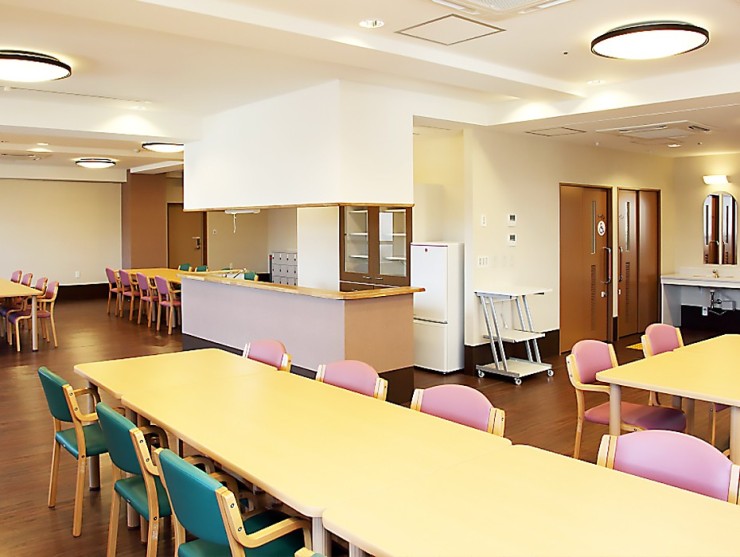 介護老人保健施設うえのしば　内観