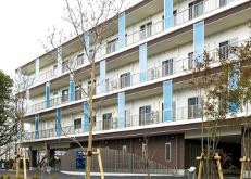 介護老人保健施設　葵の園・羽村　外観