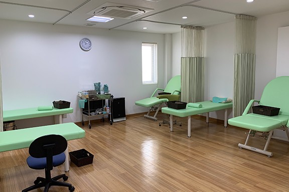 さきむら整形外科リハビリクリニック　処置室