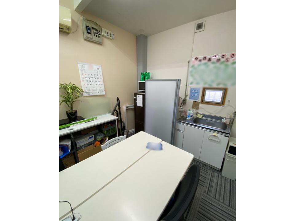 東千葉駅前訪問看護ステーション面談室