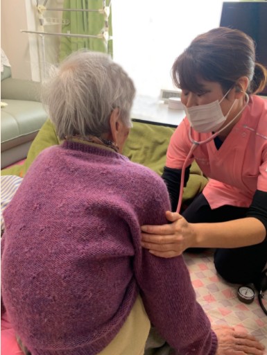 訪問看護ステーション友貴　業務風景