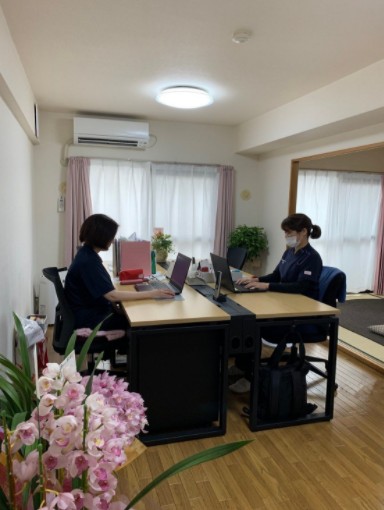 訪問看護ステーション友貴　業務風景