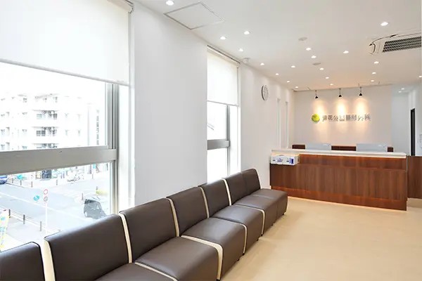 芦花公園整形外科　待合スペース