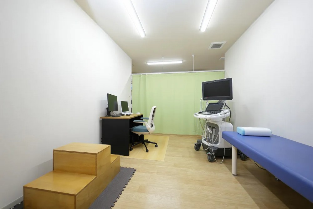 寺田クリニック　診察室②