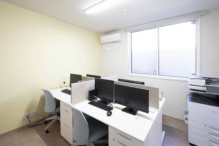 上井草在宅支援診療所　スタッフルーム