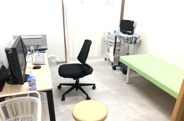 もりのみや整形外科　診察室