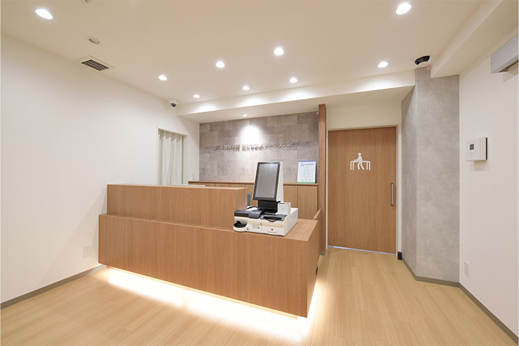 つくる整形外科祐天寺駅前スポーツクリニック　受付