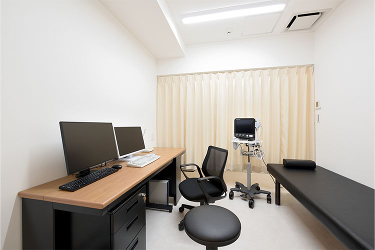 つくる整形外科祐天寺駅前スポーツクリニック　診察室