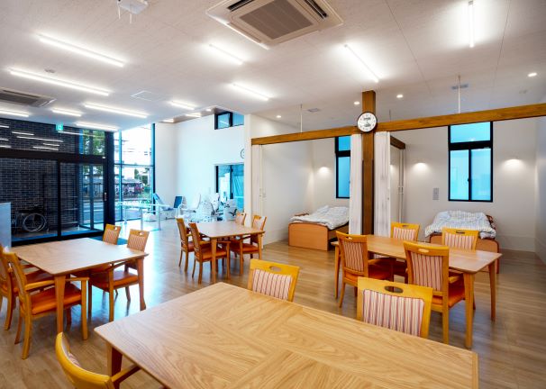 法人PR画像NO.3　デイルーム　西側