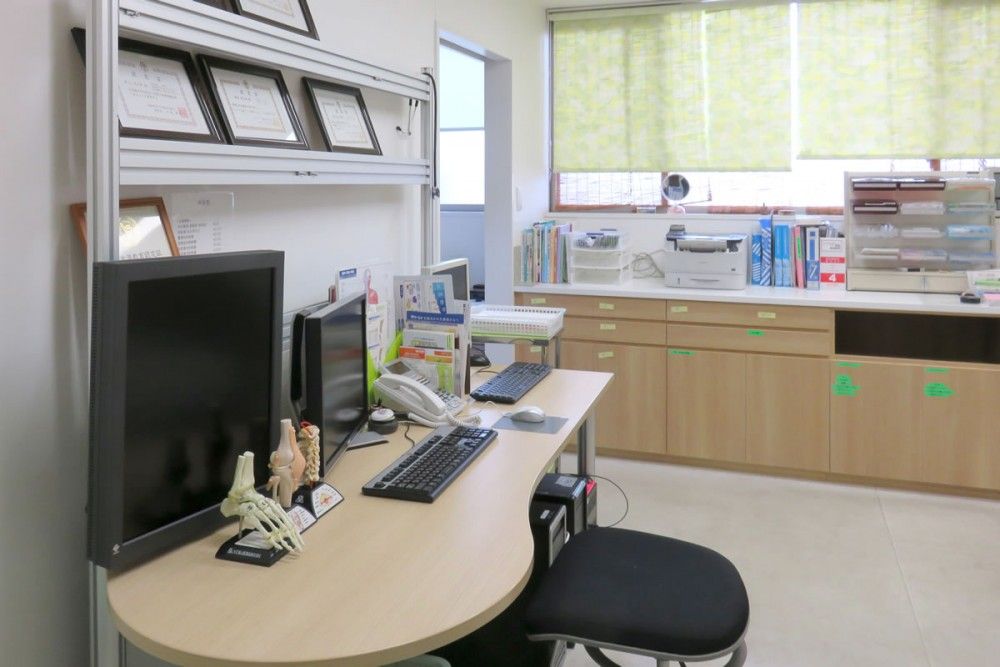 くによし整形外科　診察室