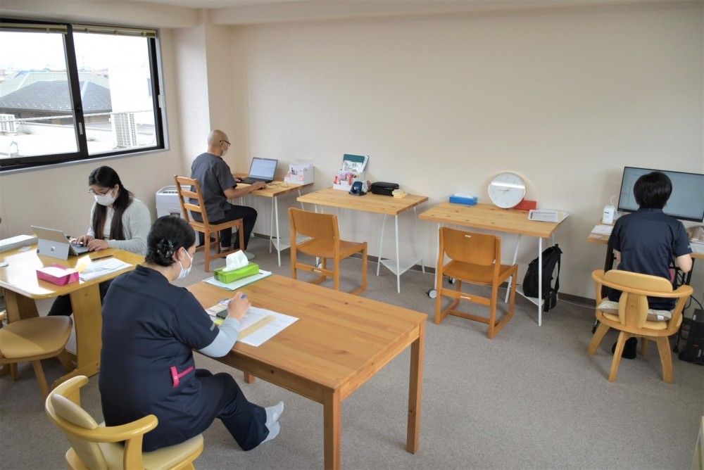 BB651534-1A1B-42EC-A1A6-C4547FDC1F44