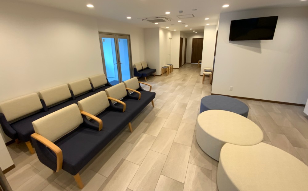 日吉かもめ内科・整形外科クリニック　待合室