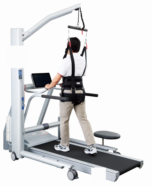 吊り下げ式トレッドミル使用画像