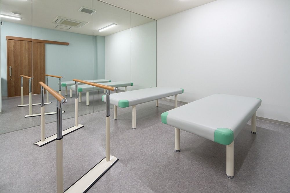 三国ヶ丘かとう整形外科クリニック　リハビリ室