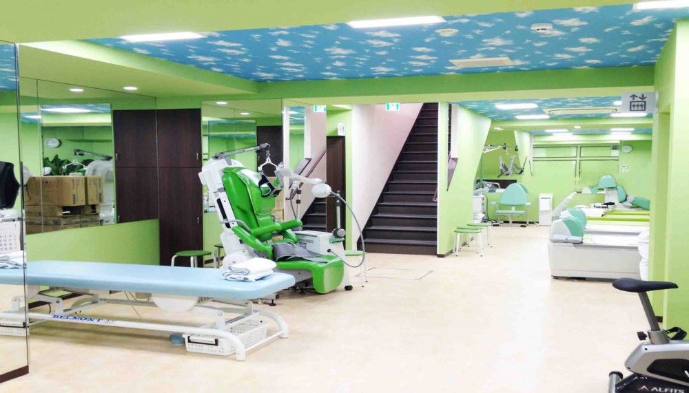 あかばね整形外科　リハビリ室