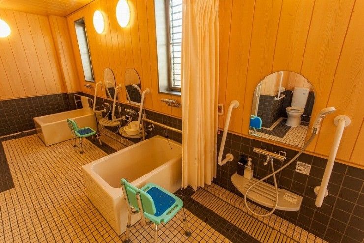 デイケアセンター鳥羽の郷　浴室