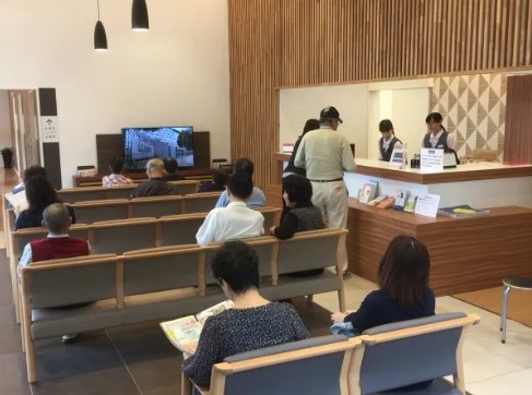 かんだ整形外科リウマチ科　待合室