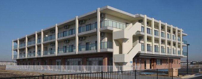 特別養護老人ホーム　みさとガーデン　外観