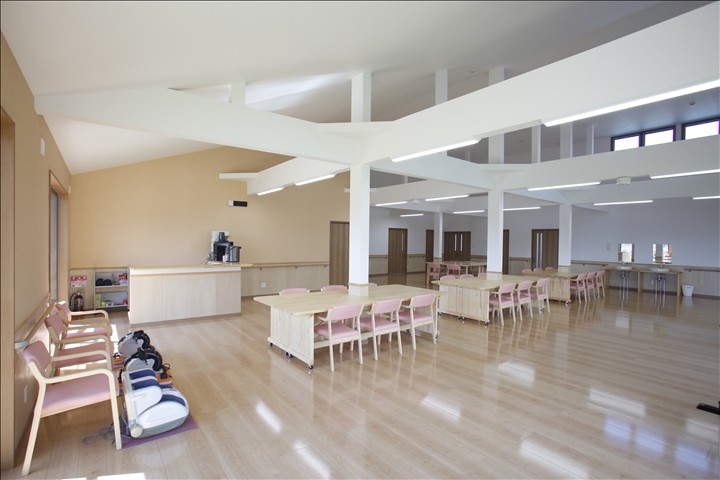 アヴェニール　内観