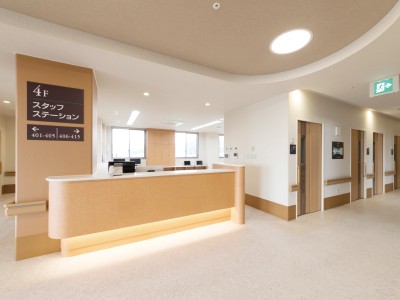 上代成城病院　受付