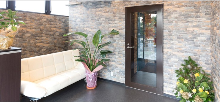 はなまる学園　神戸　エントランス