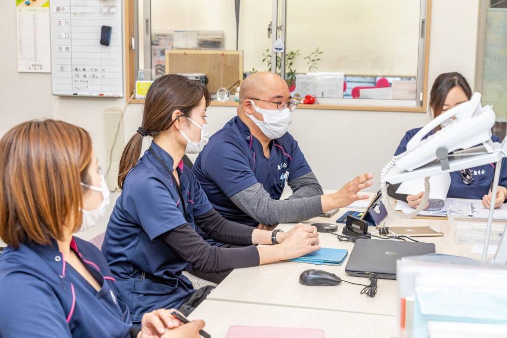 ミーティング写真2