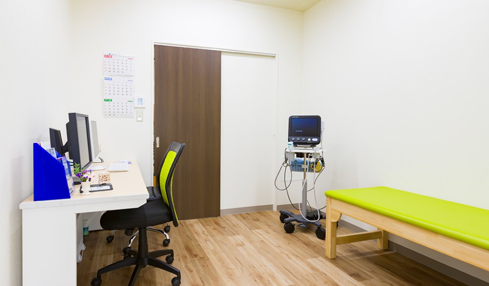 仙川整形外科　診察室