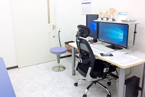 たまプラーザ整形外科リウマチ科　診察室